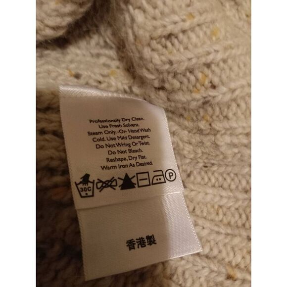 Eddie Bauer Women's Angora Blend Sweater Size: Small (0794) - Picture 7 of 11